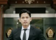 Inspiratif! Di Tengah Kesibukan sebagai Presiden KAI & Ahli Pidana, Ronal Efendi Tetap Utamakan Pendidikan Anak — Andi Atha Faris Hizam Jalani Penamatan di TK Pembina Kalaena Kiri