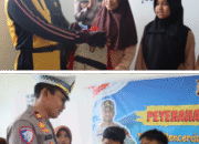 Hadir Mencerdaskan Anak Bangsa Hingga Pelosok, Kapolres Jeneponto Serahkan Bantuan Seragam Sekolah di Rumbia