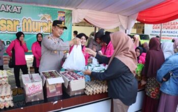 Polres Pasaman Barat Gelar Gerakan Pangan Pasar Murah, Ratusan Warga Serbu Sembako Harga Terjangkau