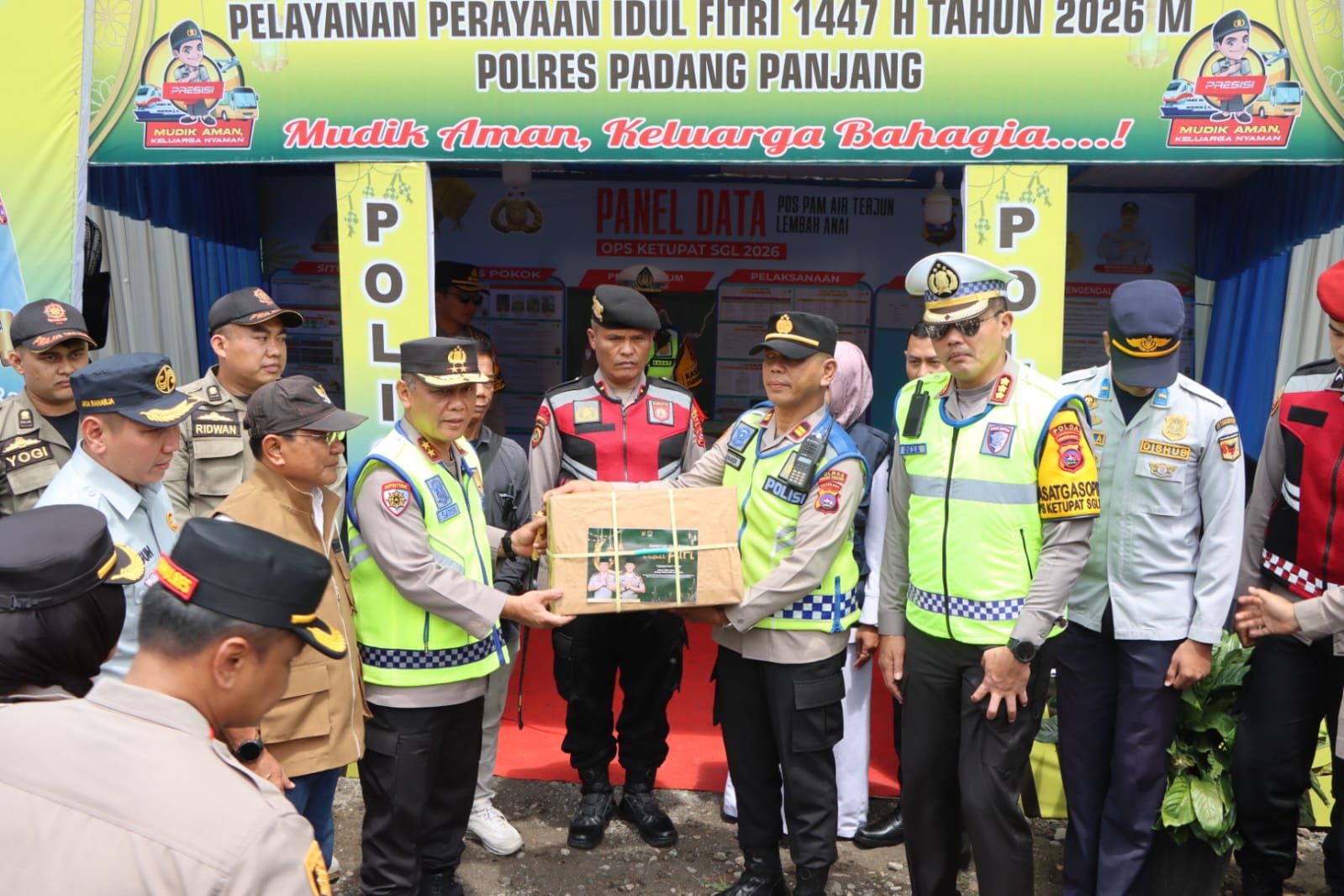 Kapolres Padang Panjang Terima Kunjungan Kapolda Sumbar di Pos Pam Lembah Anai
