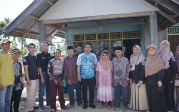 Walikota Ramadhani Kirana Serahkan Bantuan Presiden Bagi Warga Terdampak Bencana Hidrometeorologi